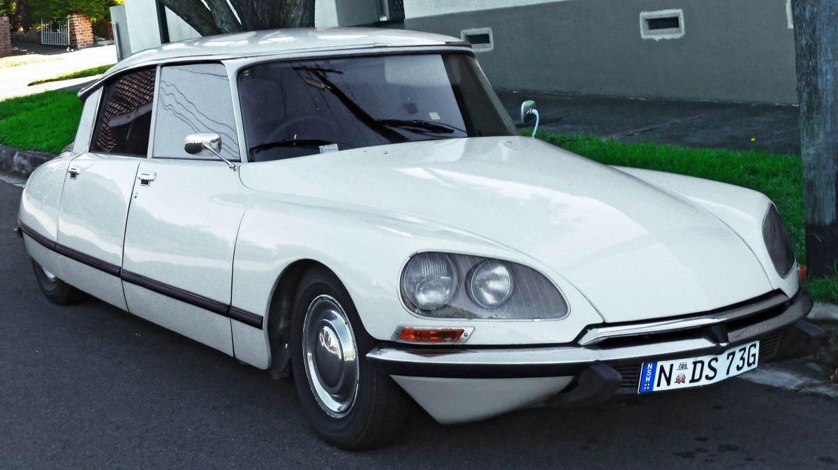  5 Citroen DS Ajkula _ Foto Wikimedia Public domain.jpg - Wikimedia / Public domain 