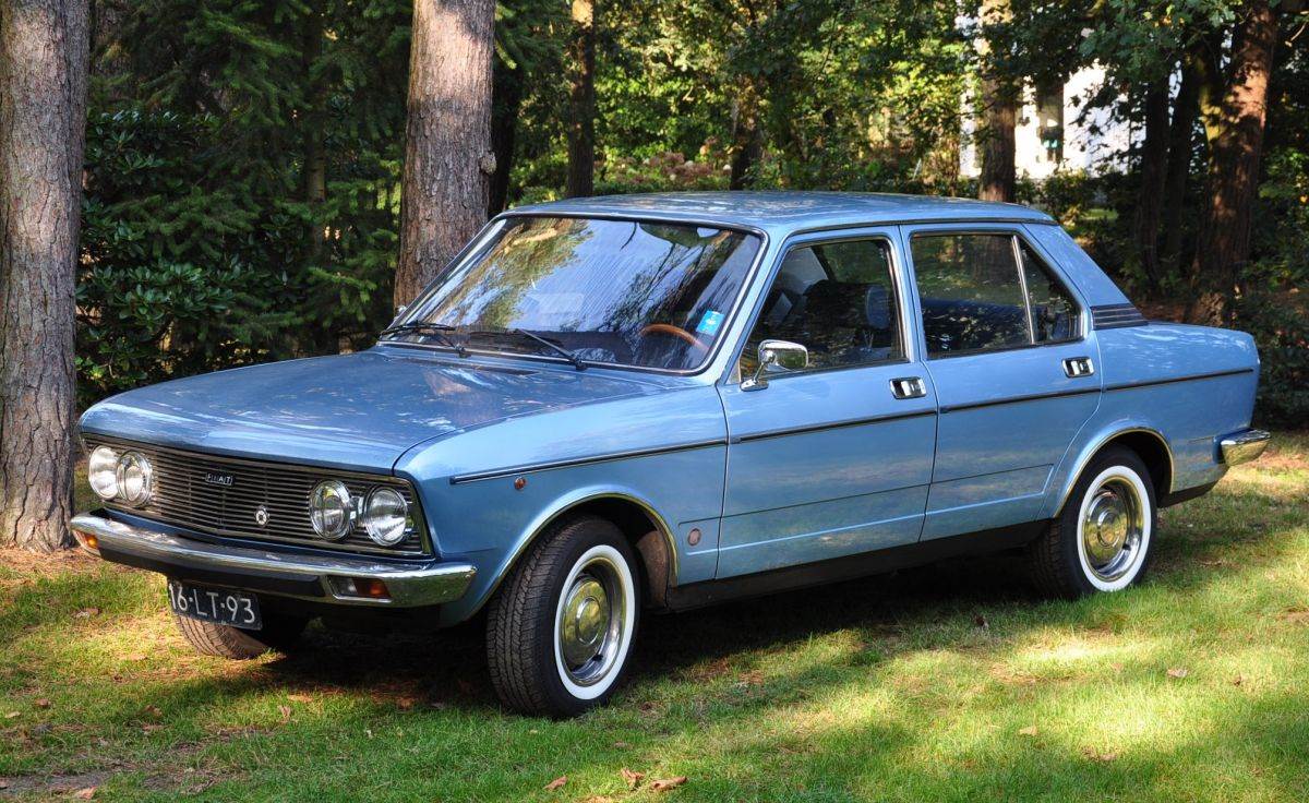 Fiat 132 _ Foto Wikimedia Vincent van Zeijst.jpg   Fiat 132 _ Foto Wikimedia Vincent van Zeijst.jpg