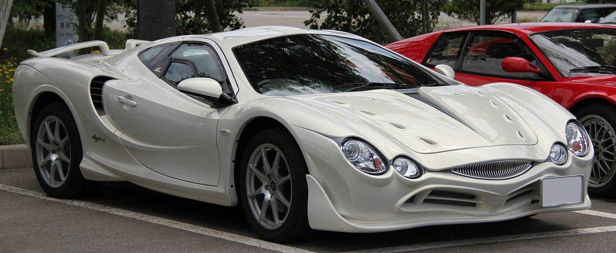  5 Mitsuoka Orochi _ Foto Wikimedia TTTNIS Public domain.jpg - Wikimedia / TTTNIS / Public domain 