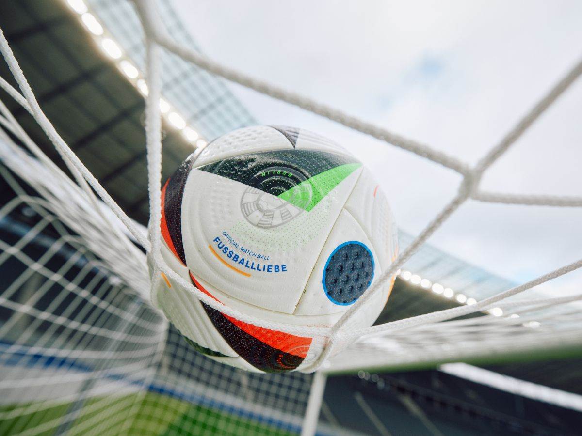  Lopta _ Euro 2024 _ Adidas _ čip _ Foto Adidas (2).jpg - Adidas 