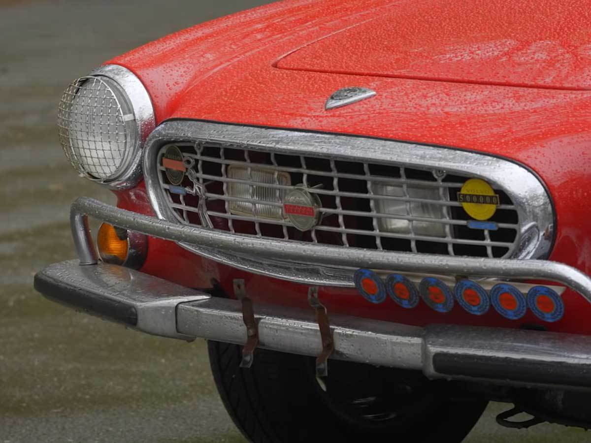 Volvo P1800S 2.jpg - YouTube / Hagerty   Volvo P1800S 2.jpg - YouTube / Hagerty
