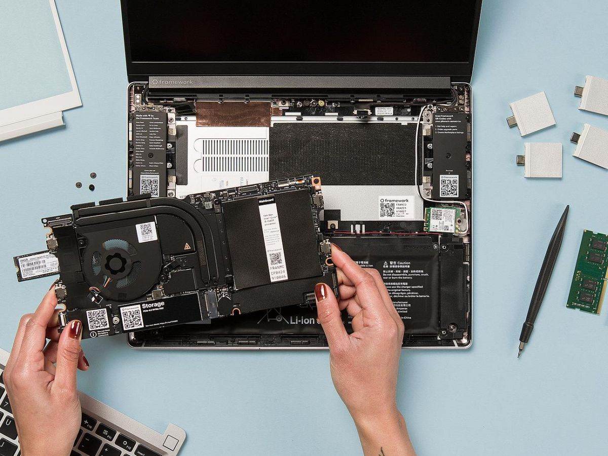 Framework laptop _ Foto Framework (2).jpg   Framework laptop _ Foto Framework (2).jpg