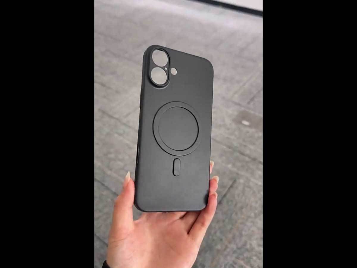  iPhone 16 3.jpg - X / UniverseIce 