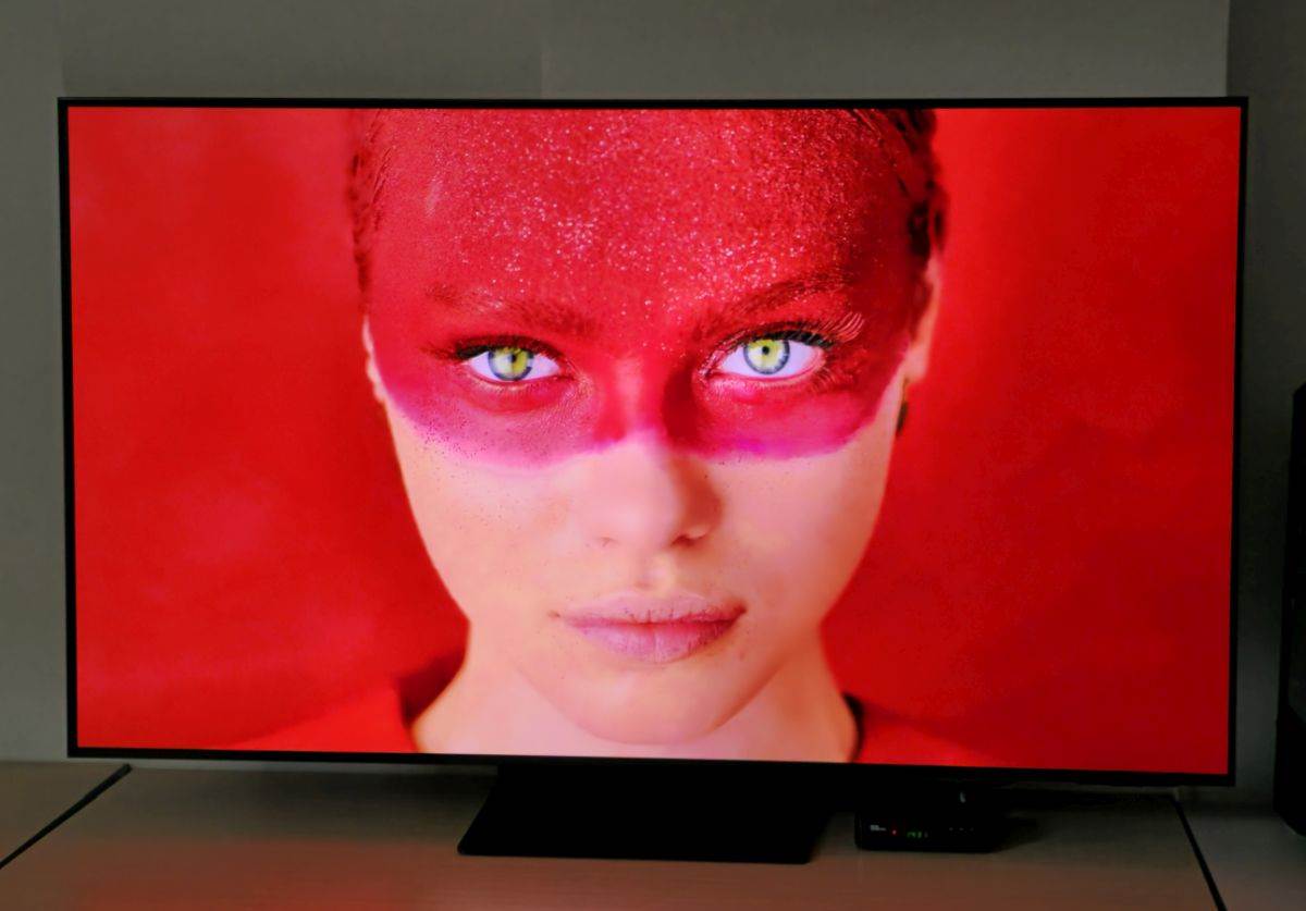 Samsung S95D _ ekran _ Foto SmartLife (1).jpg - Smartlife   Samsung S95D _ ekran _ Foto SmartLife (1).jpg - Smartlife