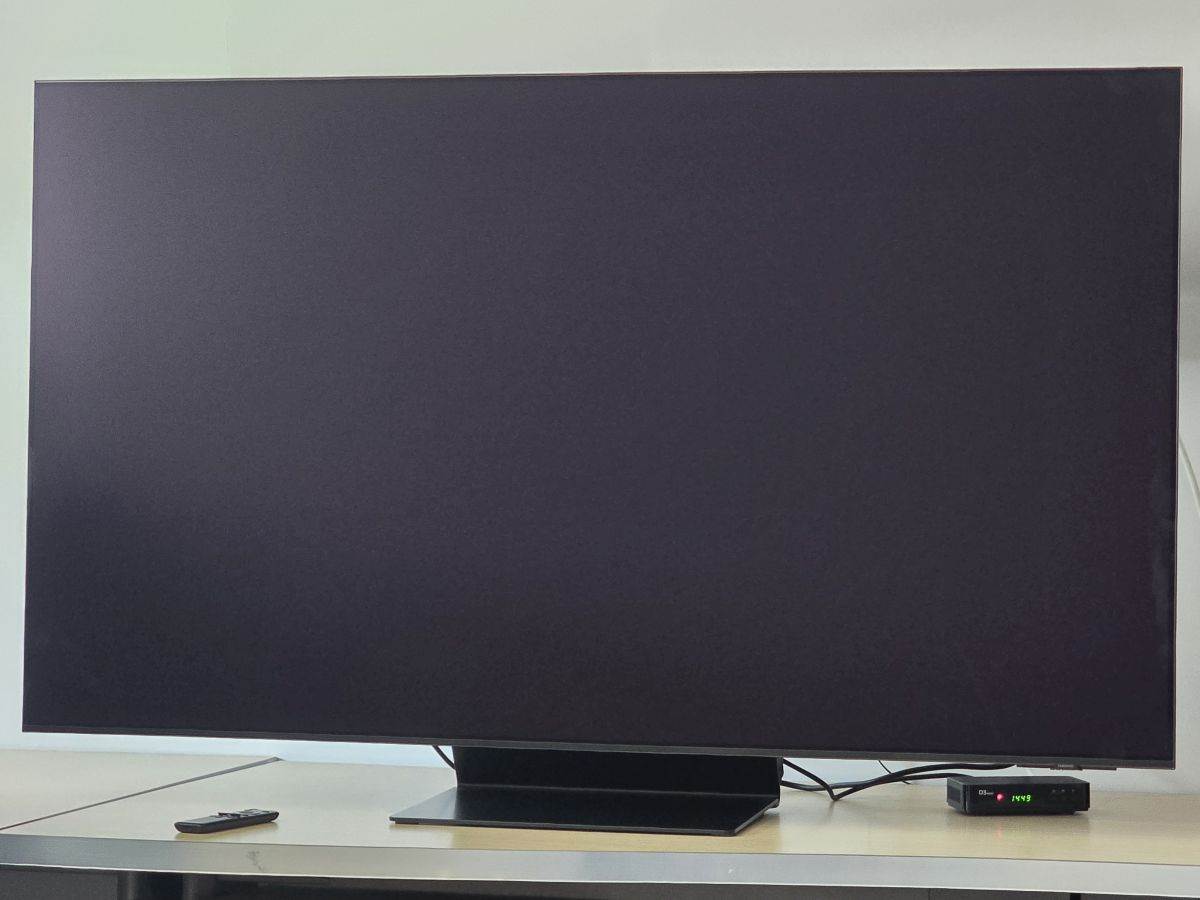 Samsung S95D _ ekran _ Foto SmartLife (2).jpg - Smartlife   Samsung S95D _ ekran _ Foto SmartLife (2).jpg - Smartlife