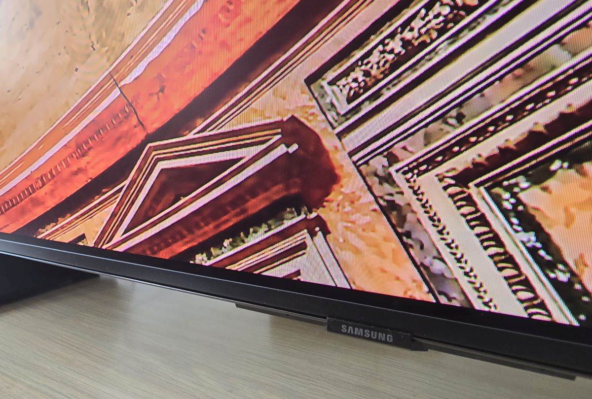 Samsung S95D _ ekran _ Foto SmartLife (4).jpg - Smartlife   Samsung S95D _ ekran _ Foto SmartLife (4).jpg - Smartlife