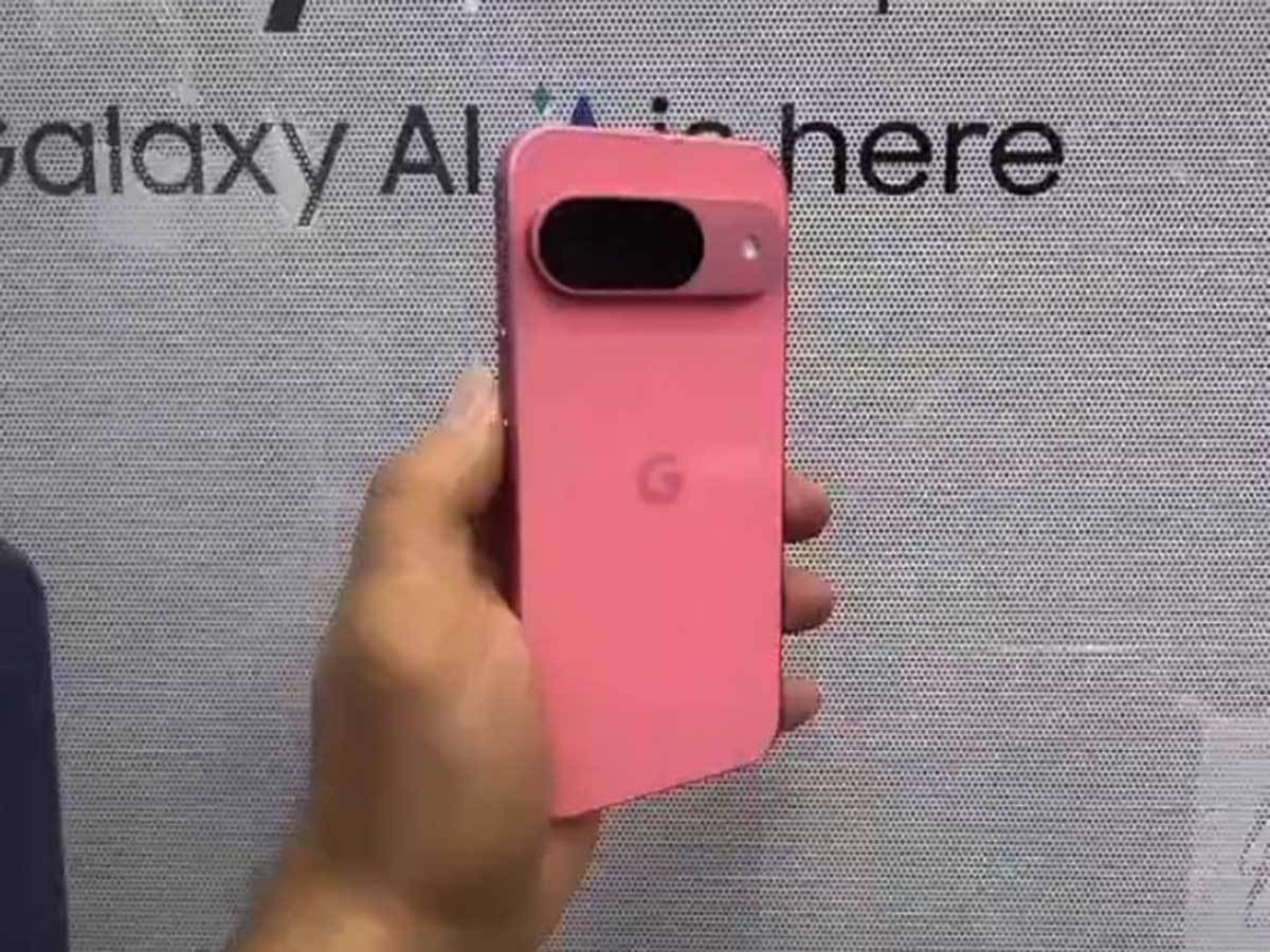 Google Pixel 9   Google Pixel 9