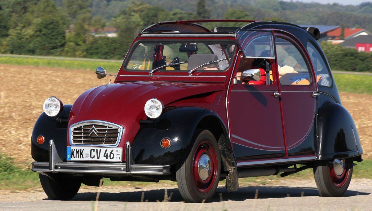  Citroën 2 CV Charleston _ spaček _ Foto Wikimedia Lothar Spurzem.jpg 