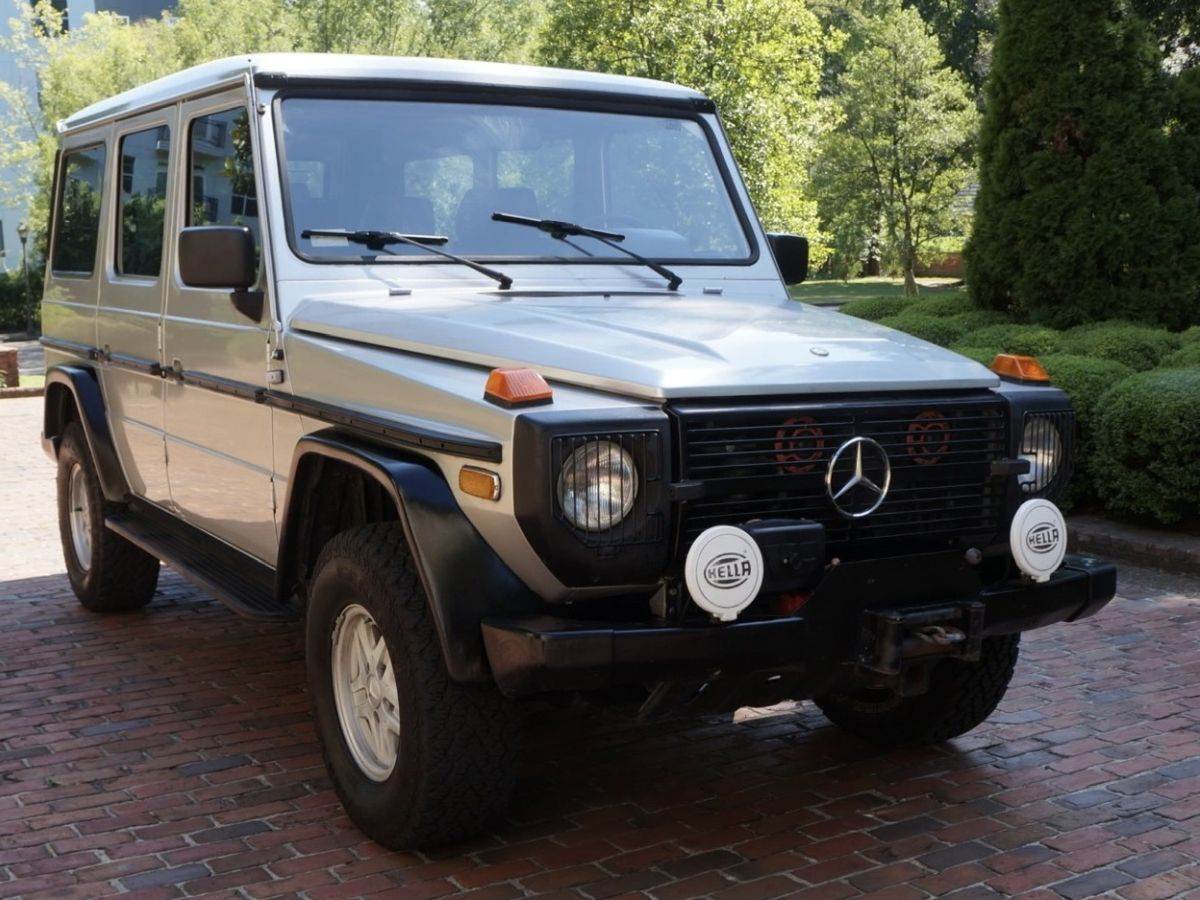 Mercedes-Benz 280GE (1986) _ Foto Wikimedia Bretbmorgan.jpg - Wikimedia / Bretbmorgan   Mercedes-Benz 280GE (1986) _ Foto Wikimedia Bretbmorgan.jpg - Wikimedia / Bretbmorgan