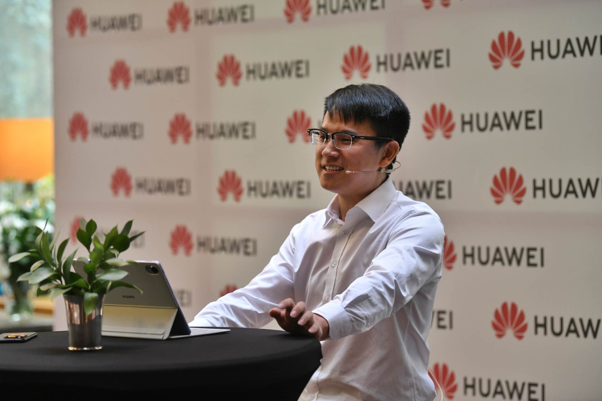 Stiven Huang Stiven Huang