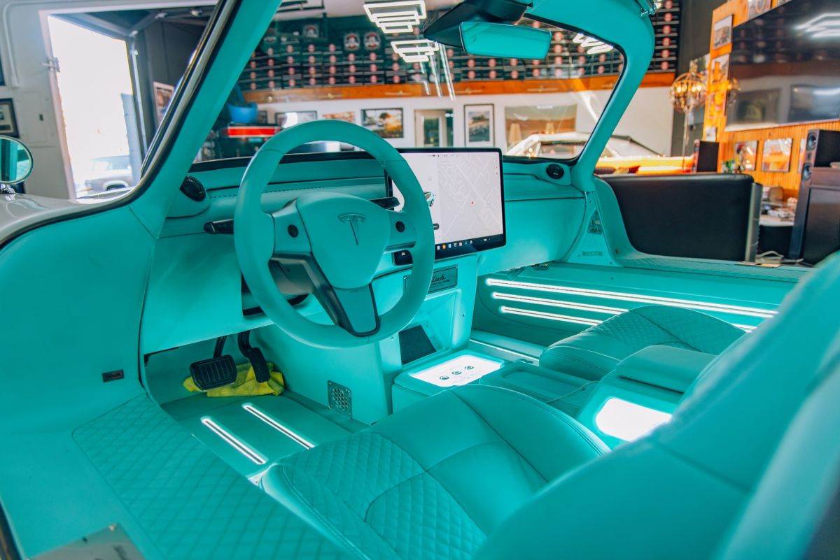  Mercedes 300SL TESLA _ S-Klub LA _ Foto S-Klub LA (8).jpg - S-Klub LA 