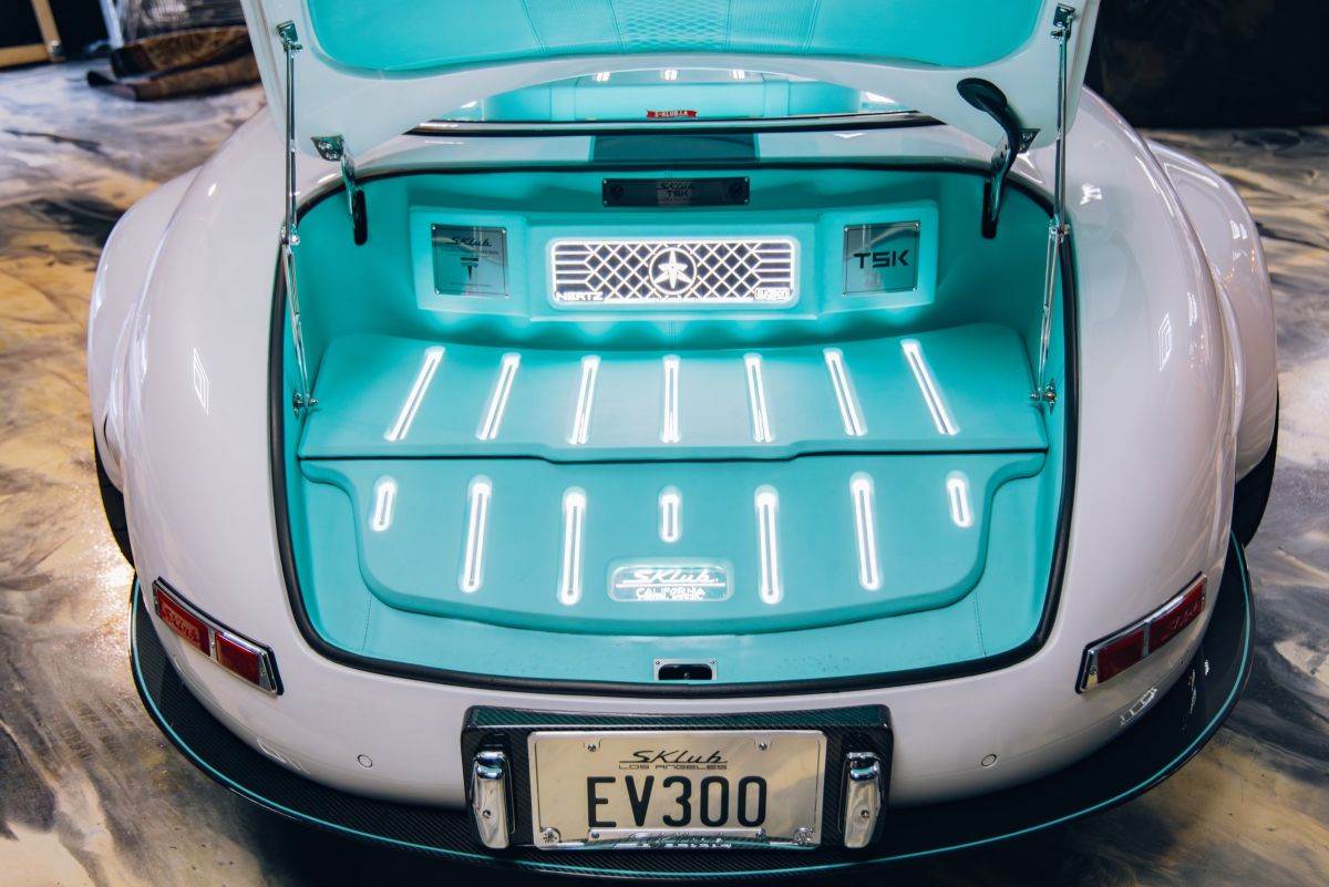  Mercedes 300SL TESLA _ S-Klub LA _ Foto S-Klub LA (9).jpg - S-Klub LA 