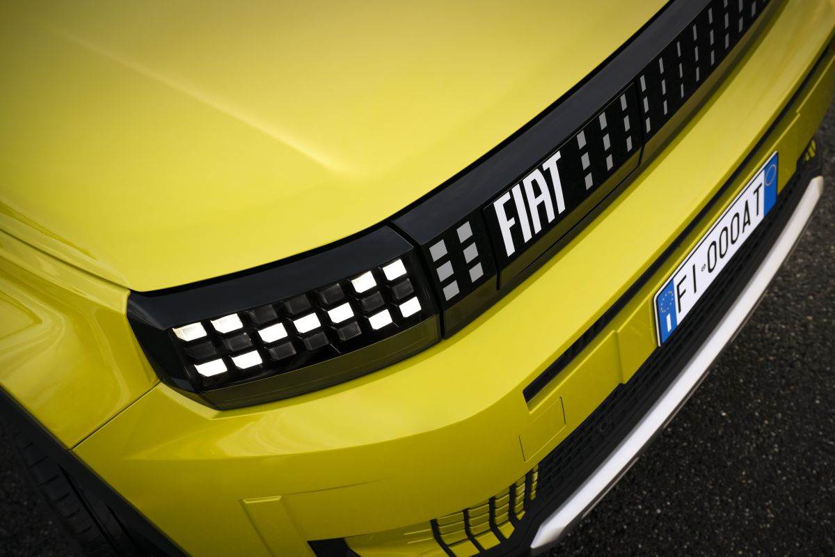 FIAT Grande Panda _ električni automobil _ spoljašnjost _ vožnja _ Foto Stellantis FIAT (2).jpg FIAT Grande Panda _ električni automobil _ spoljašnjost _ vožnja _ Foto Stellantis FIAT (2).jpg