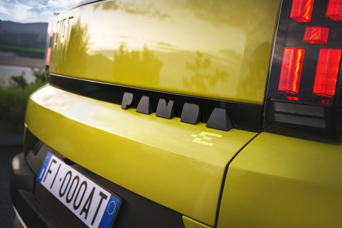 FIAT Grande Panda _ električni automobil _ unutrašnjost _ Foto Stellantis FIAT (12).jpg 