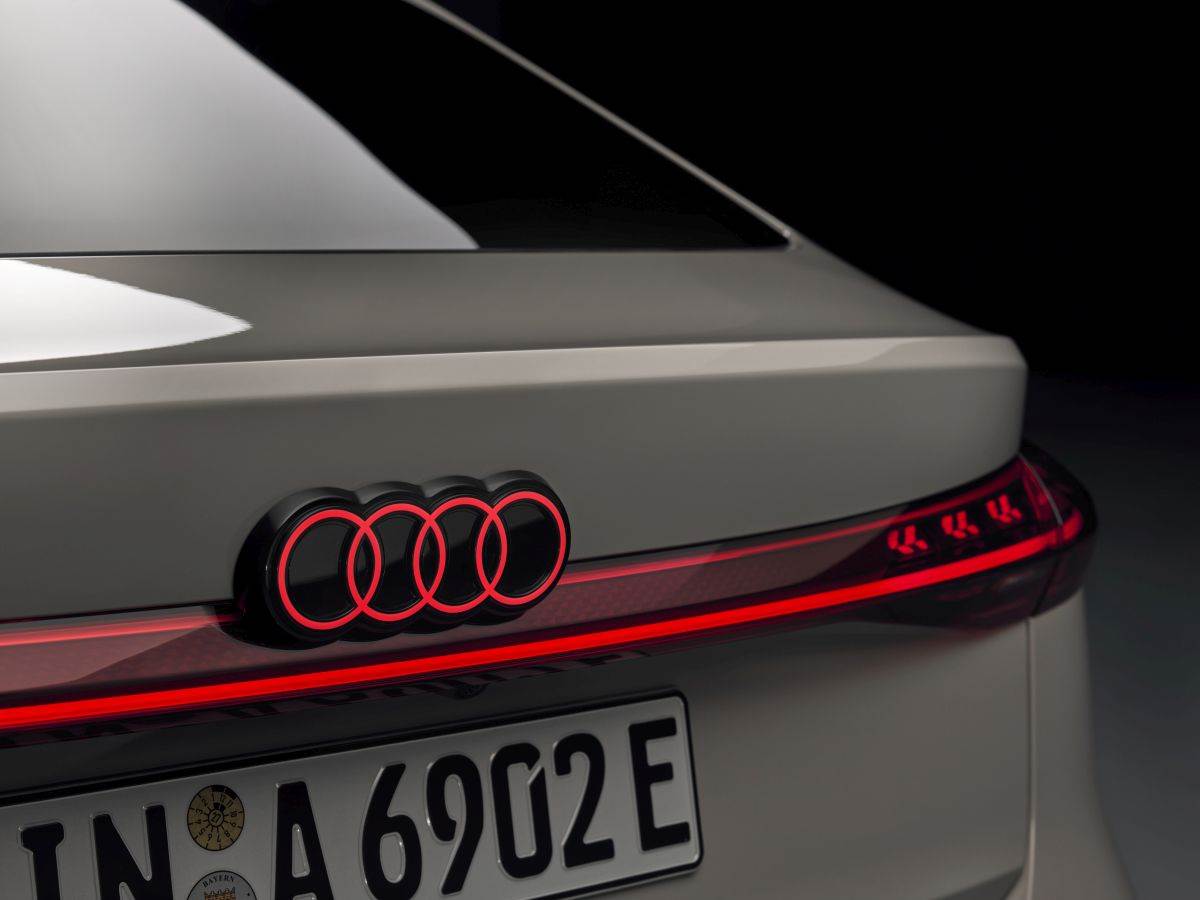  Audi A6 Sportback e-tron performance _ Foto Audi (9).jpg 