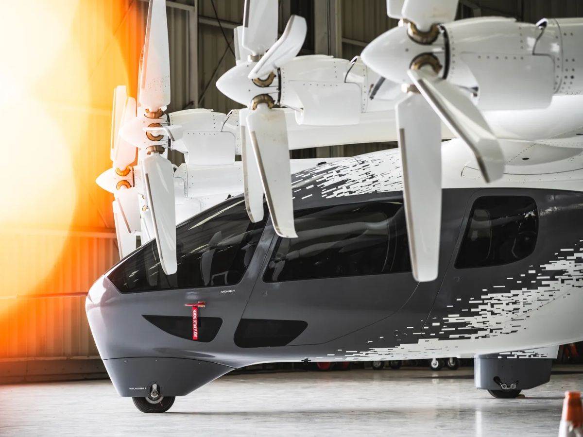 Archer Aviation Midnight _ eVTOL avion _ letelica _ leteći taksi _ Foto Archer Aviation (1).jpg Archer Aviation Midnight _ eVTOL avion _ letelica _ leteći taksi _ Foto Archer Aviation (1).jpg