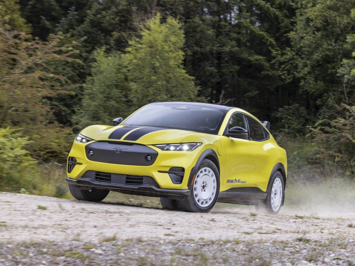  7 All-Electric Mustang Mach-E Rally_ Foto Ford.jpg - Ford 