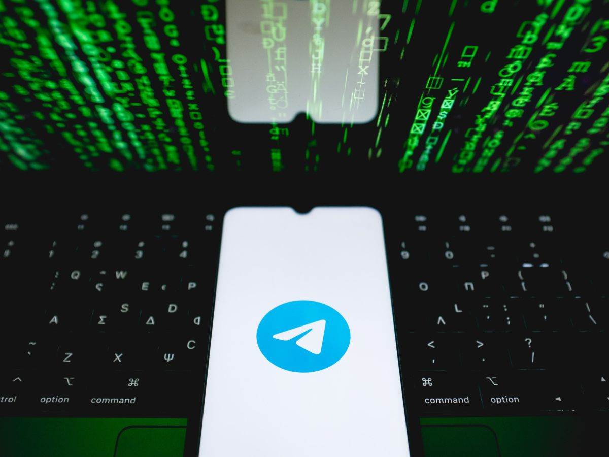 Telegram aplikacija _ telefon _ Foto Profimedia.jpg   Telegram aplikacija _ telefon _ Foto Profimedia.jpg