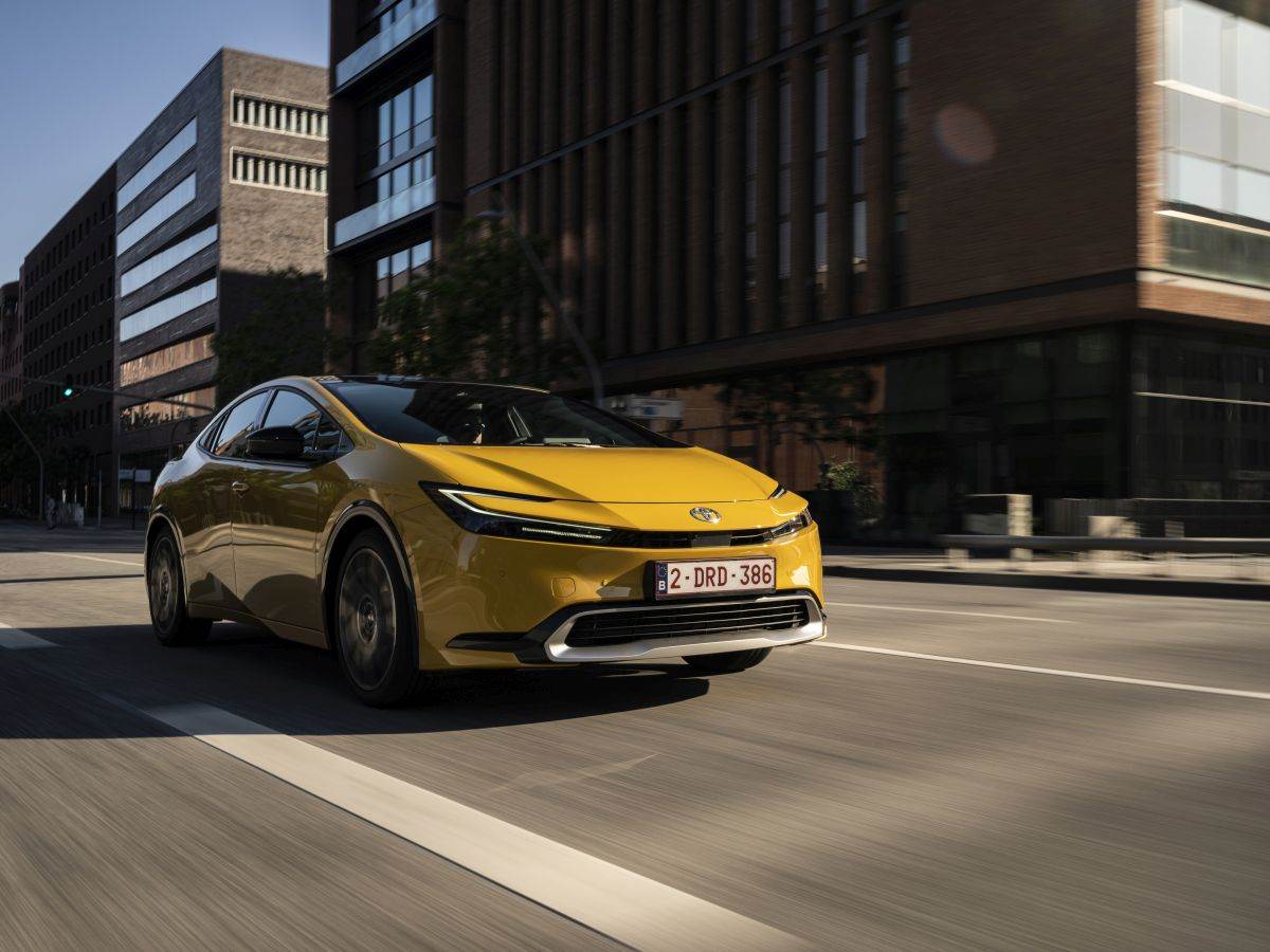 Toyota Prius _ Foto Toyota.jpg Toyota Prius _ Foto Toyota.jpg