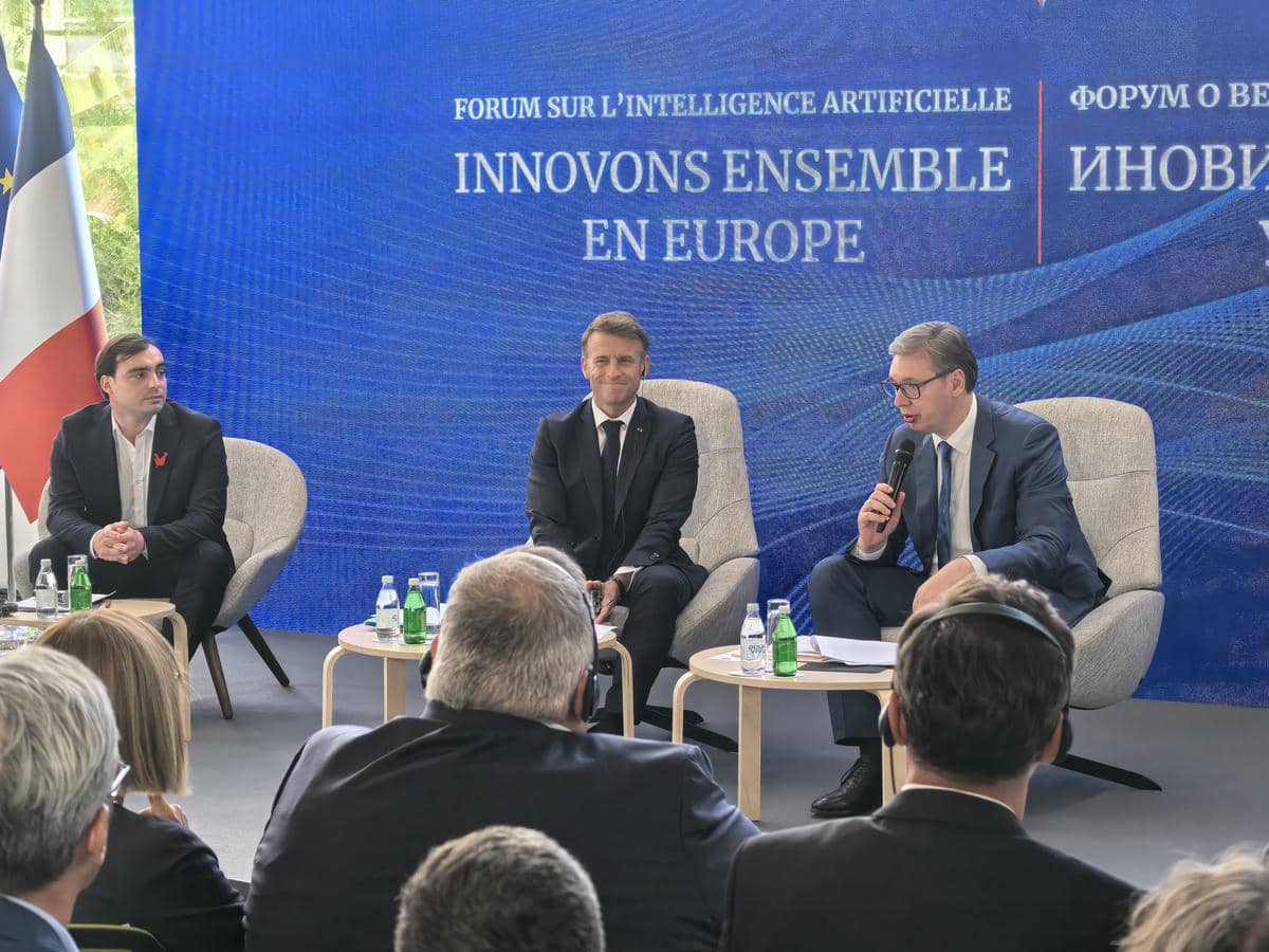 Makron i Vučić otvaranje foruma Makron i Vučić otvaranje foruma
