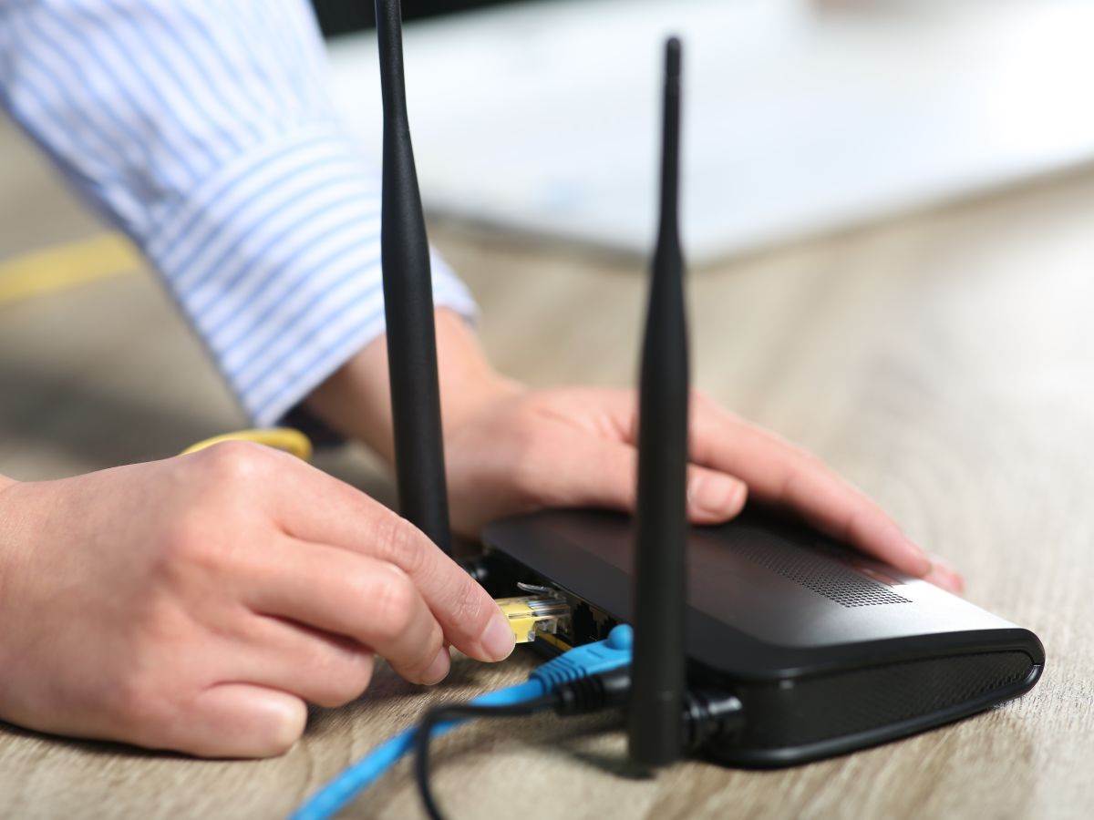 Ruter _ Wi-Fi _ internet _ Foto Shutterstock (2).jpg Ruter _ Wi-Fi _ internet _ Foto Shutterstock (2).jpg
