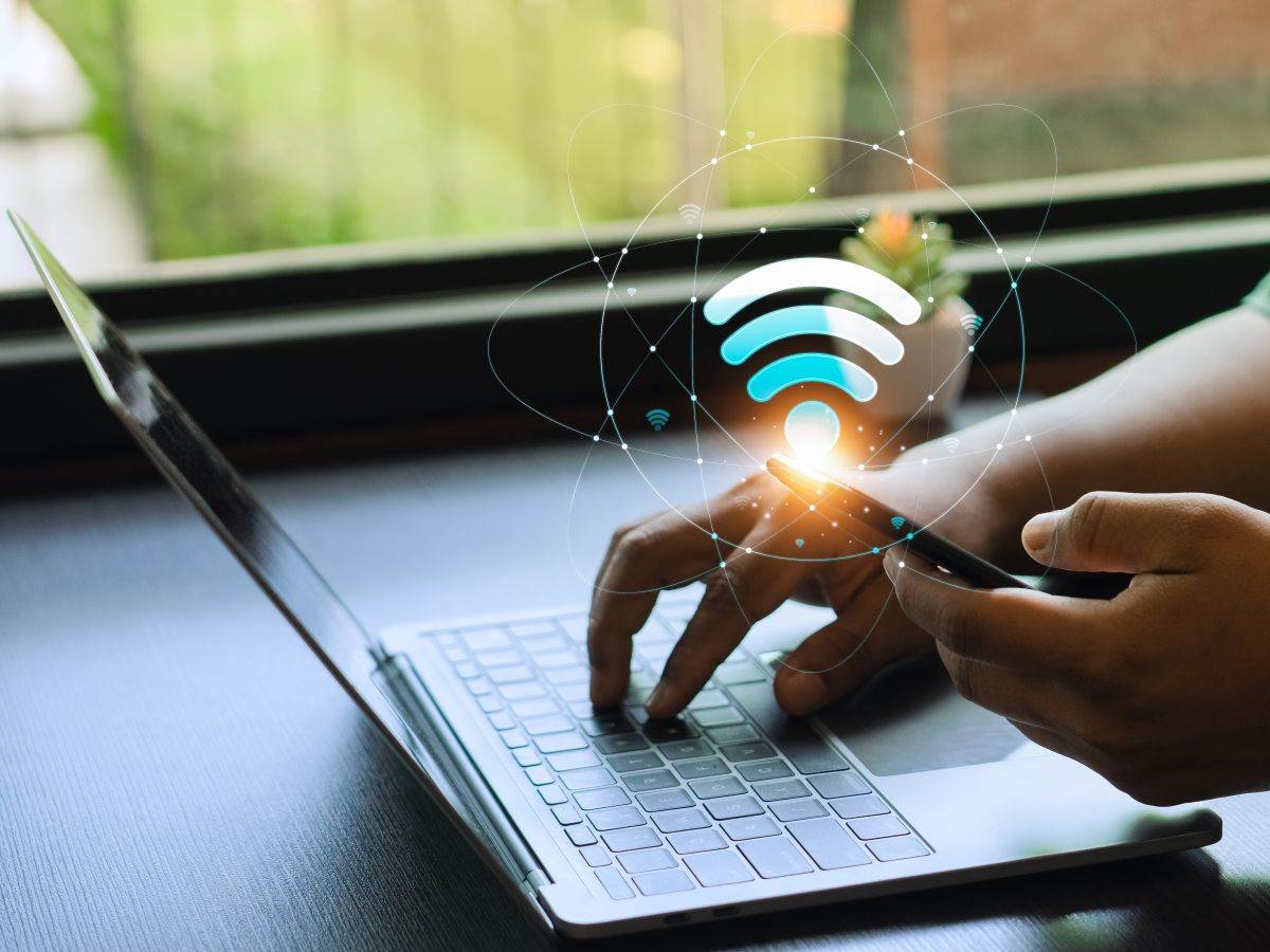 Ruter _ Wi-Fi _ internet _ Foto Shutterstock (3).jpg Ruter _ Wi-Fi _ internet _ Foto Shutterstock (3).jpg