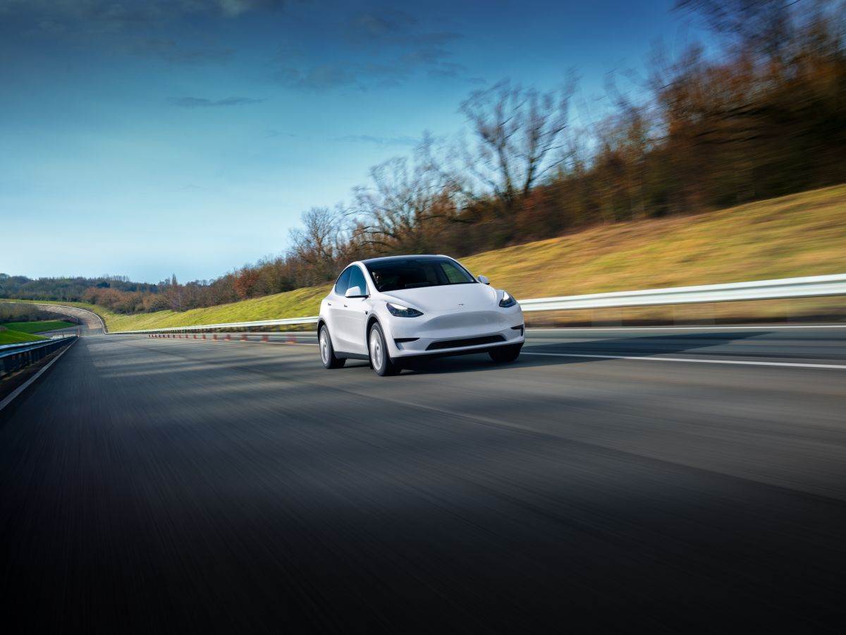  Tesla Model Y _ Foto Tesla (10).jpg 