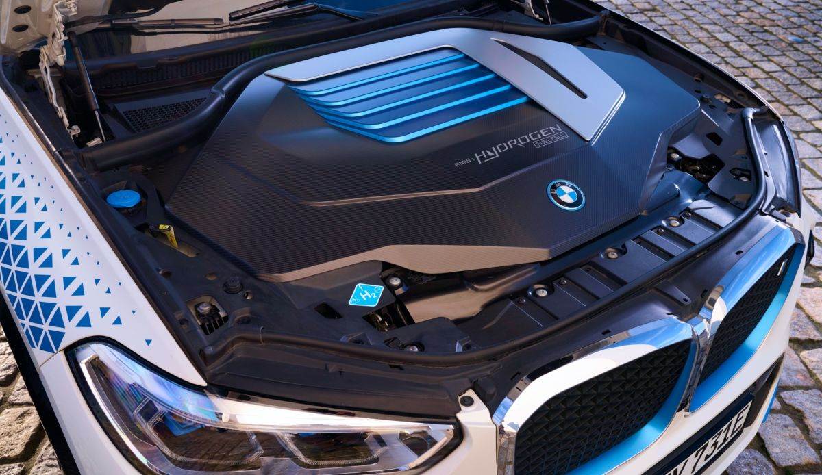  BMW _ vodonik _ Foto BMW (1).jpg - BMW 