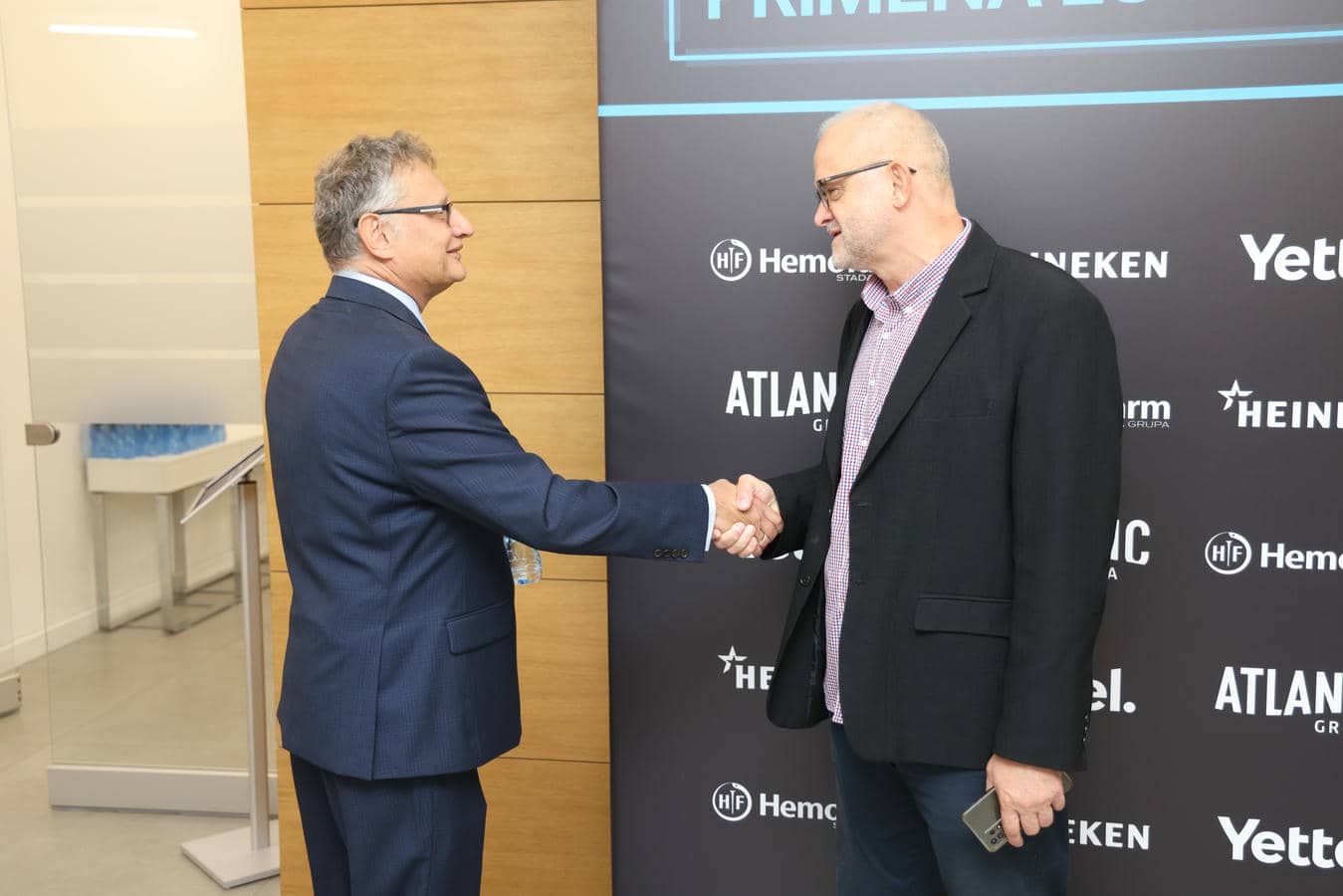  269A1063.jpg - Promo 