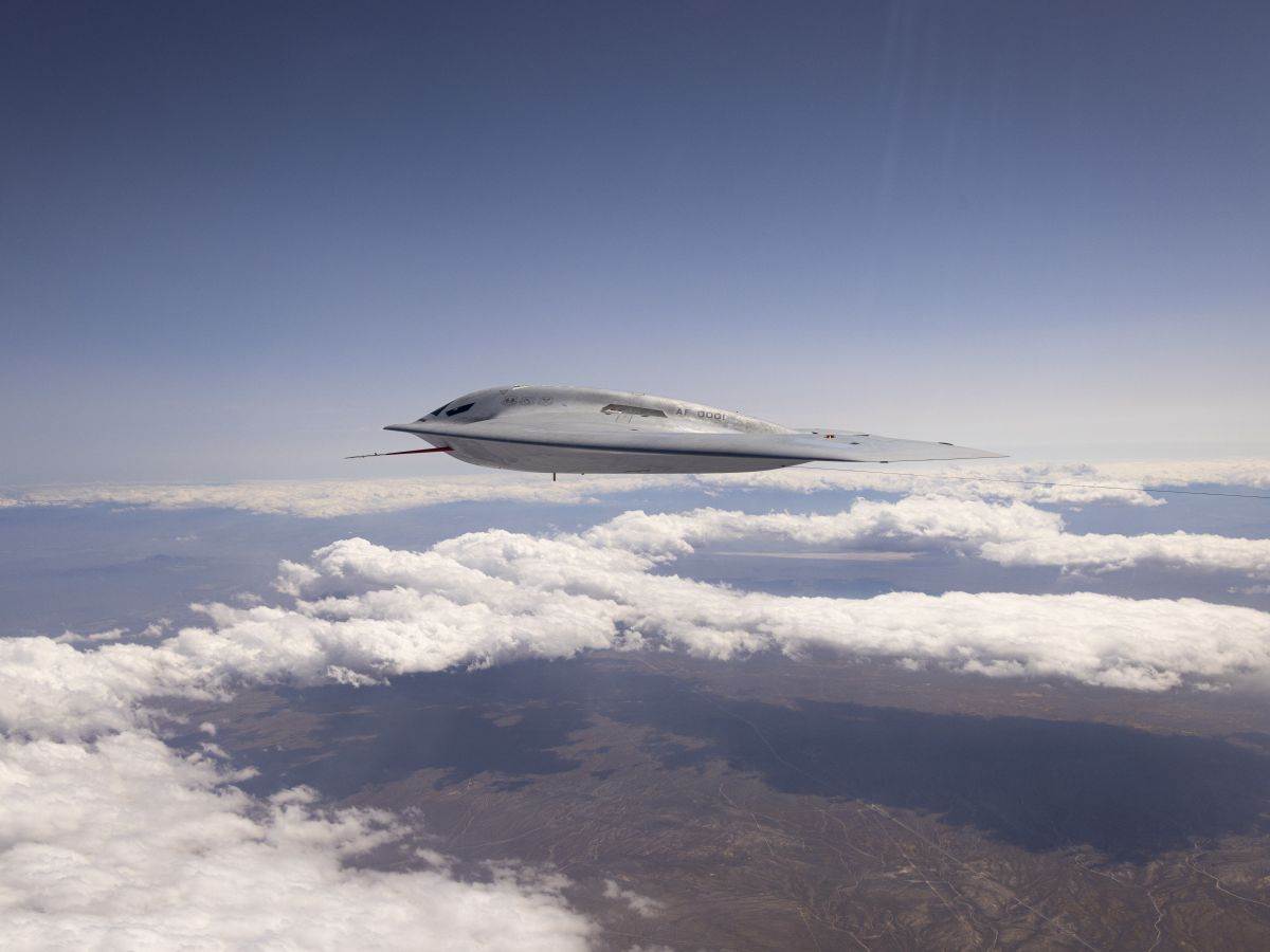  Northrop Grumman B-21 Raider _ stelt bombarder _ američko vazduhoplovstvo _ Foto USAF (1).jpg - USAF 