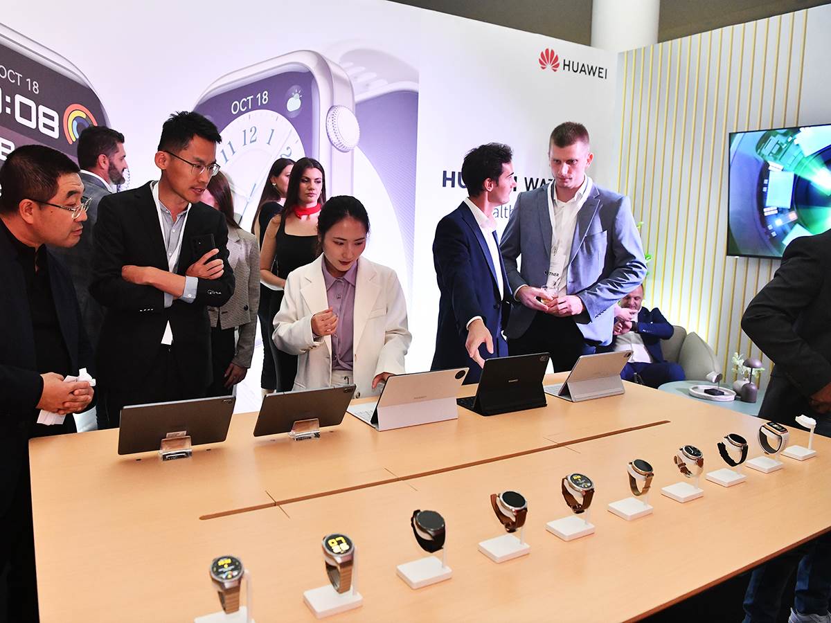 Huawei lansiranje novih uređaja u Beogradu Huawei lansiranje novih uređaja u Beogradu