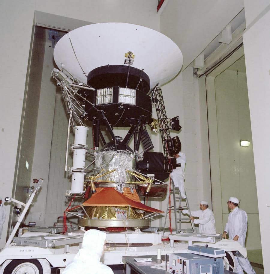 Voyager 2 4.jpg - NASA / JPL-Caltech   Voyager 2 4.jpg - NASA / JPL-Caltech