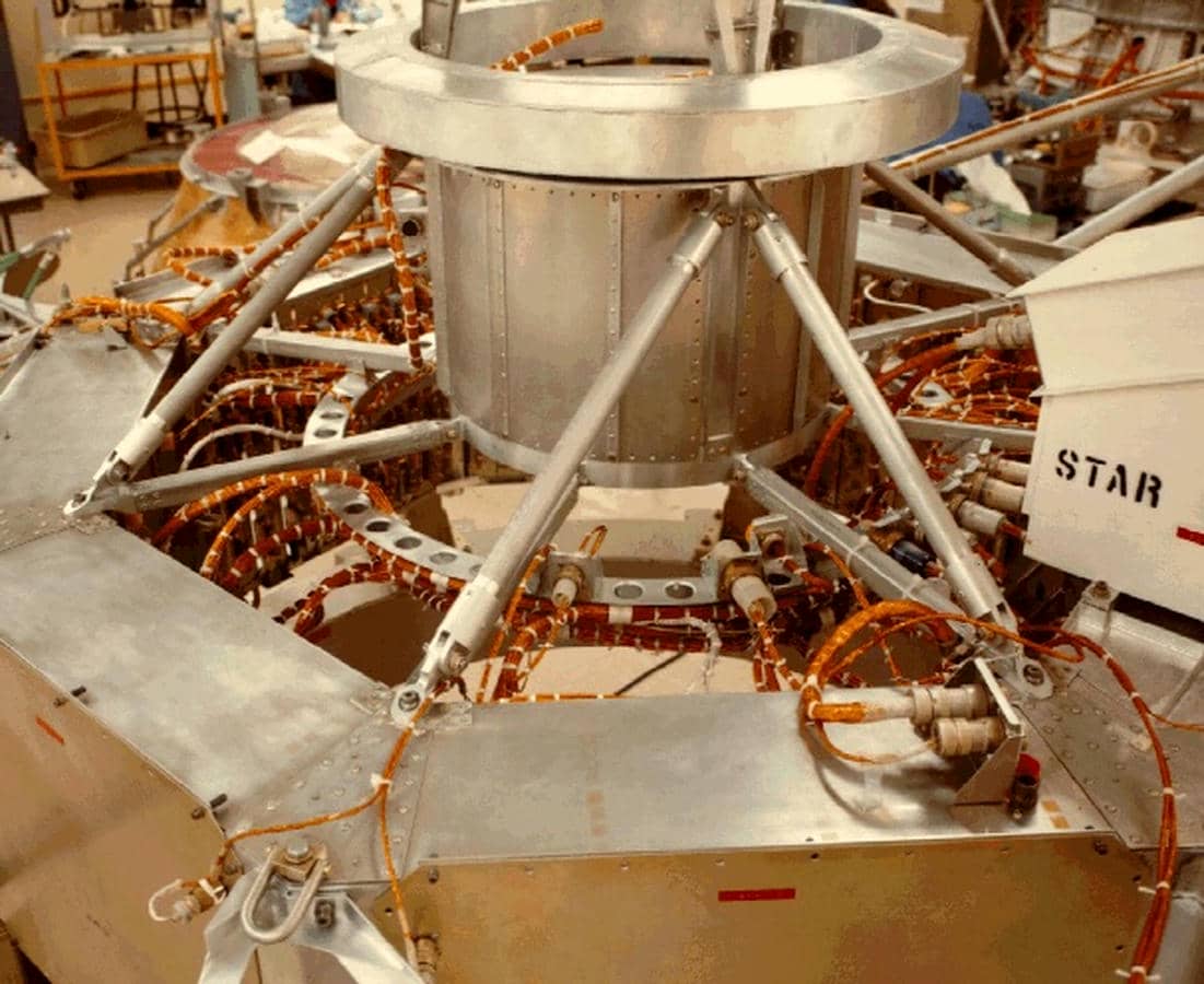 Voyager 2 7.jpg - NASA / JPL-Caltech   Voyager 2 7.jpg - NASA / JPL-Caltech