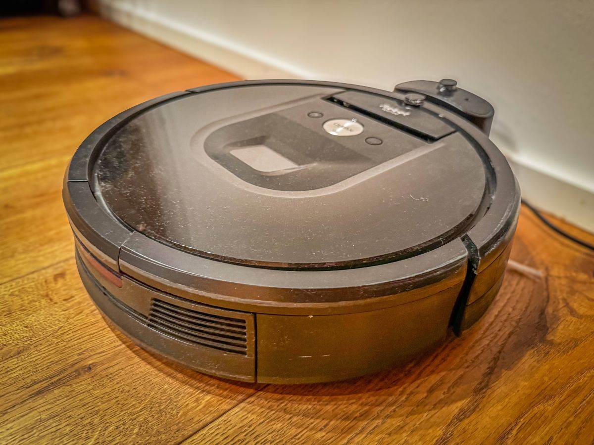 Robot usisivač _ Foto Profimedia.jpg   Robot usisivač _ Foto Profimedia.jpg