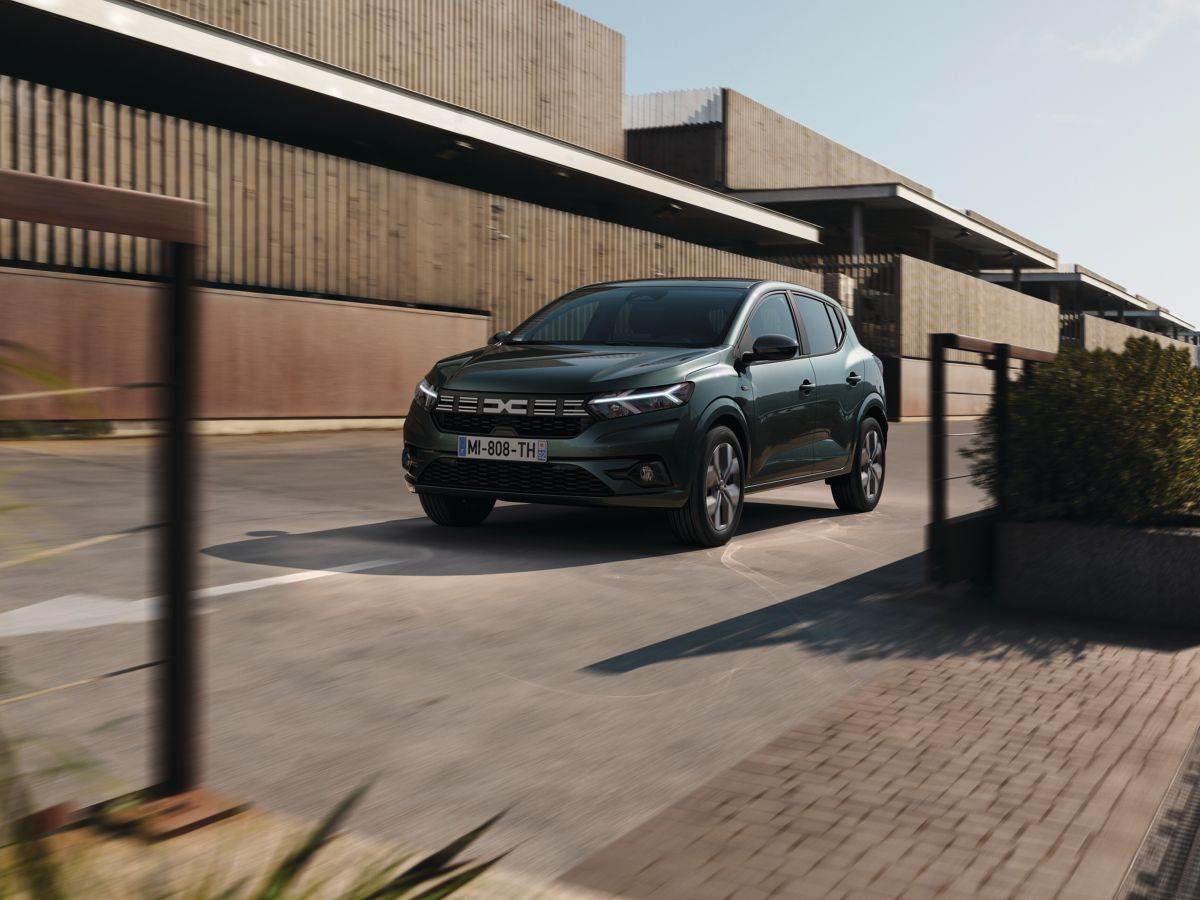 Dacia Sandero 2024 (1) _ Foto Dacia.jpg - Dacia   Dacia Sandero 2024 (1) _ Foto Dacia.jpg - Dacia