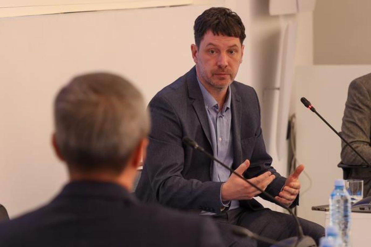 WMG konferencija Tranzit ka održivosti - budućnost transporta u Srbiji _ Foto Petar Aleksić (4).jpg   WMG konferencija Tranzit ka održivosti - budućnost transporta u Srbiji _ Foto Petar Aleksić (4).jpg