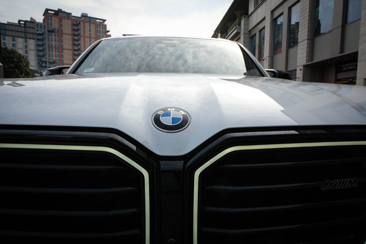  BMW XM logo 