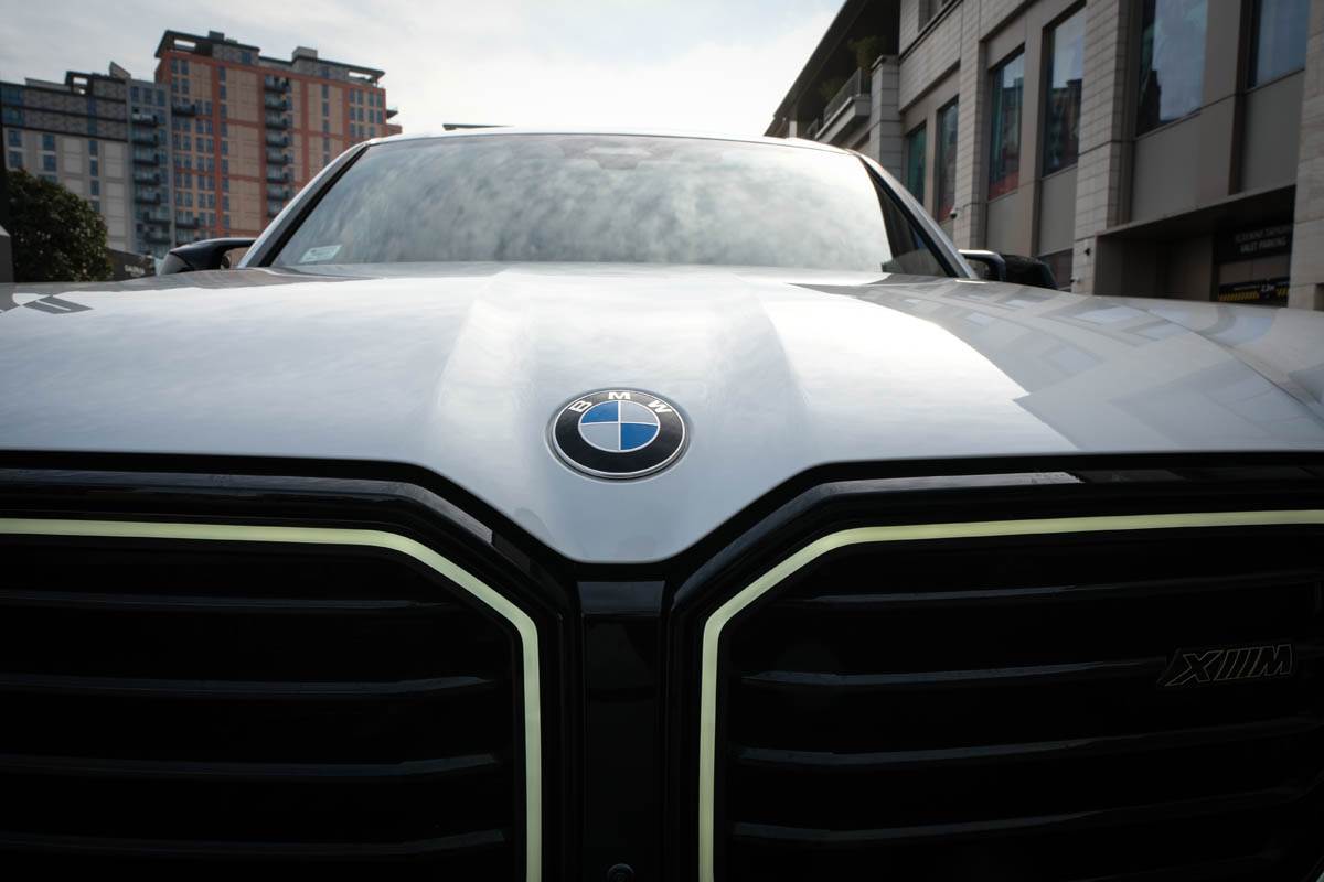 BMW XM logo BMW XM logo