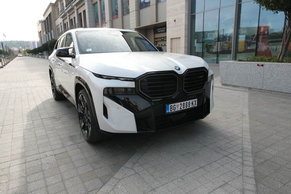 BMW XM test vožnja BMW XM test vožnja