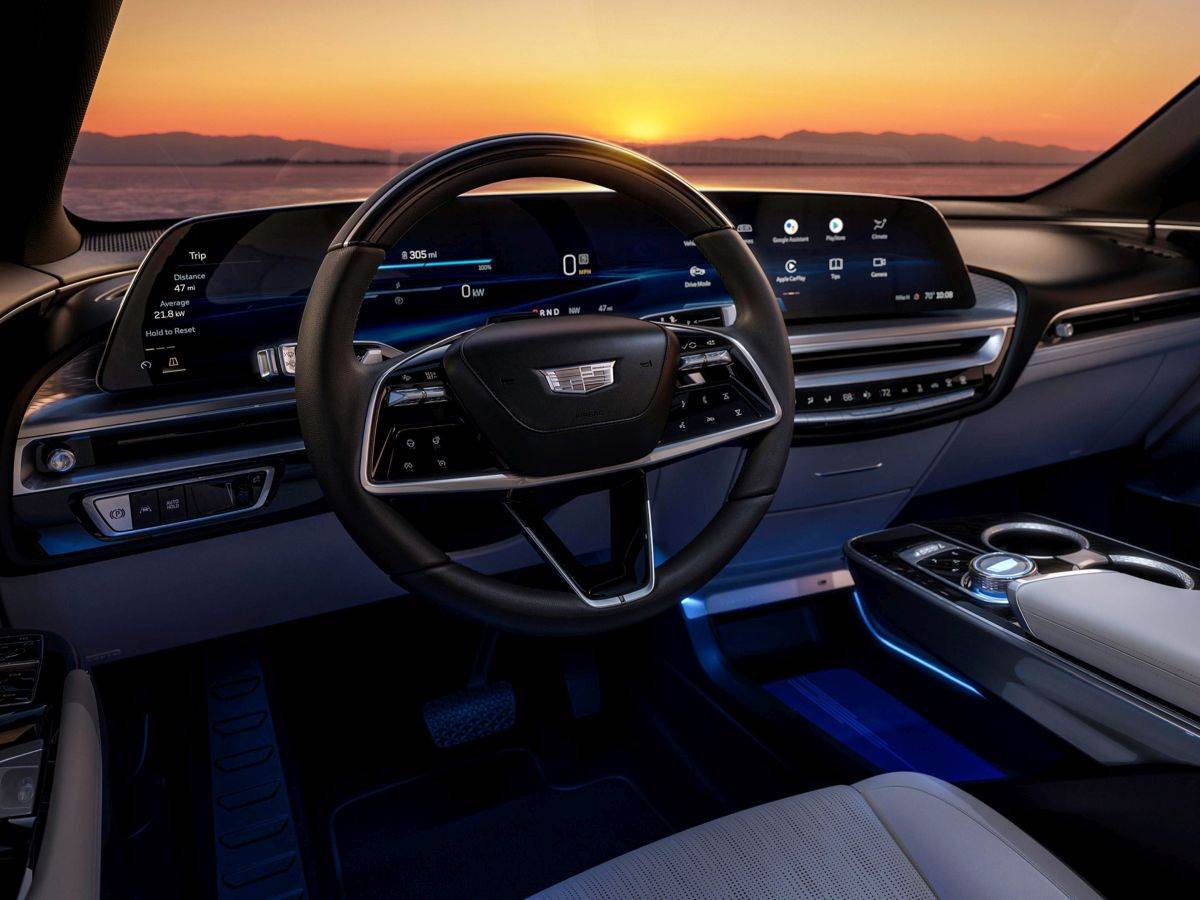 Cadillac LYRIQ _ ekran _ komandna tabla _ Foto Cadillac.jpg   Cadillac LYRIQ _ ekran _ komandna tabla _ Foto Cadillac.jpg