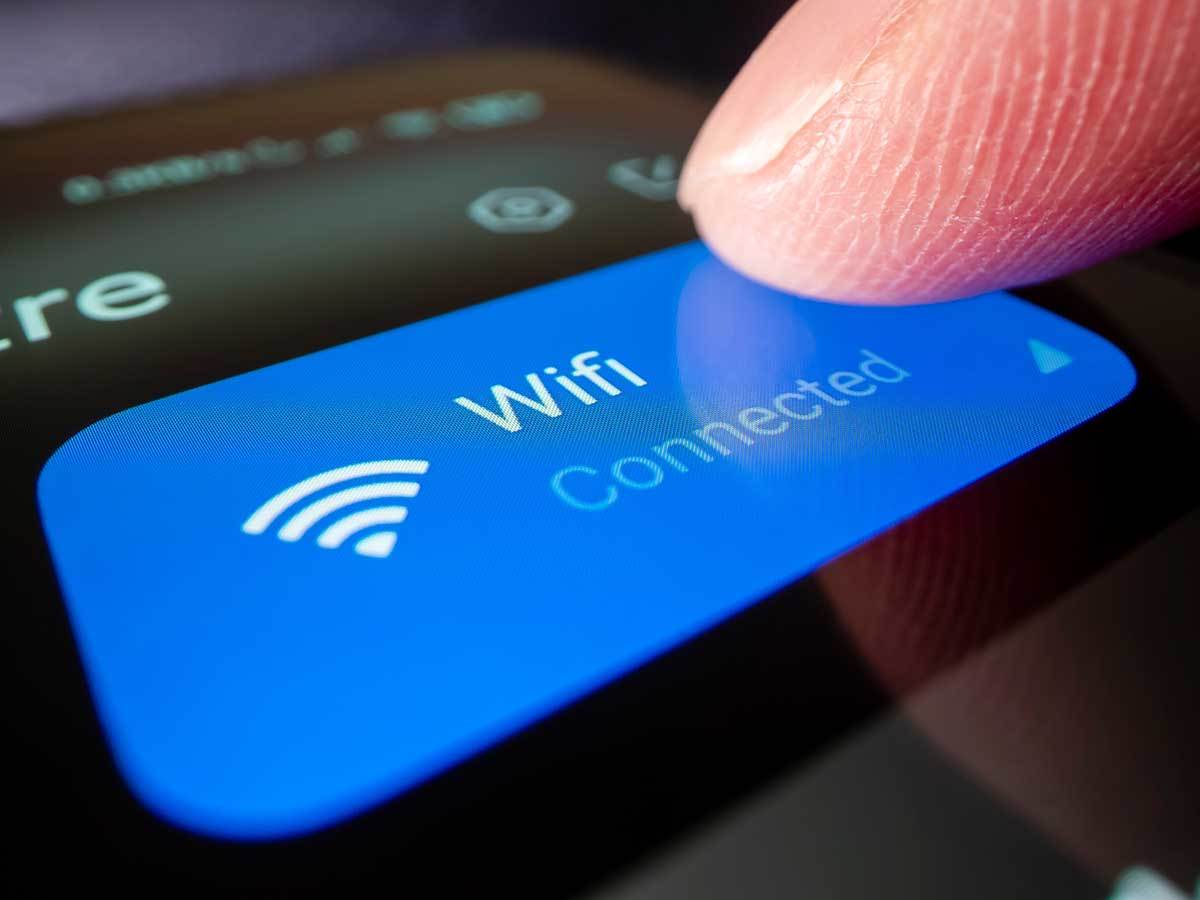 Povezan Wi-Fi Povezan Wi-Fi