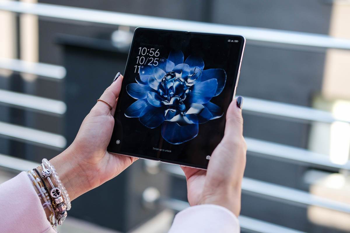 Xiaomi Mix Flip 4 ekran Xiaomi Mix Flip 4 ekran