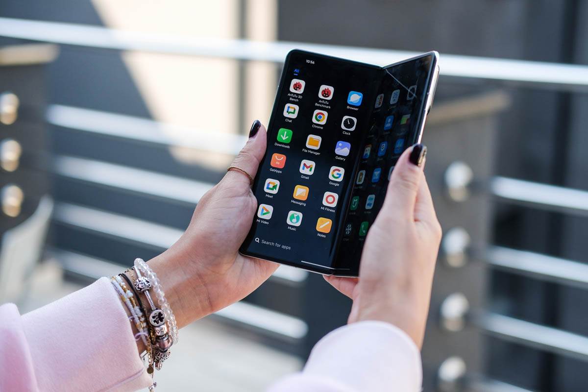Xiaomi Mix Flip 4 HyperOS Xiaomi Mix Flip 4 HyperOS