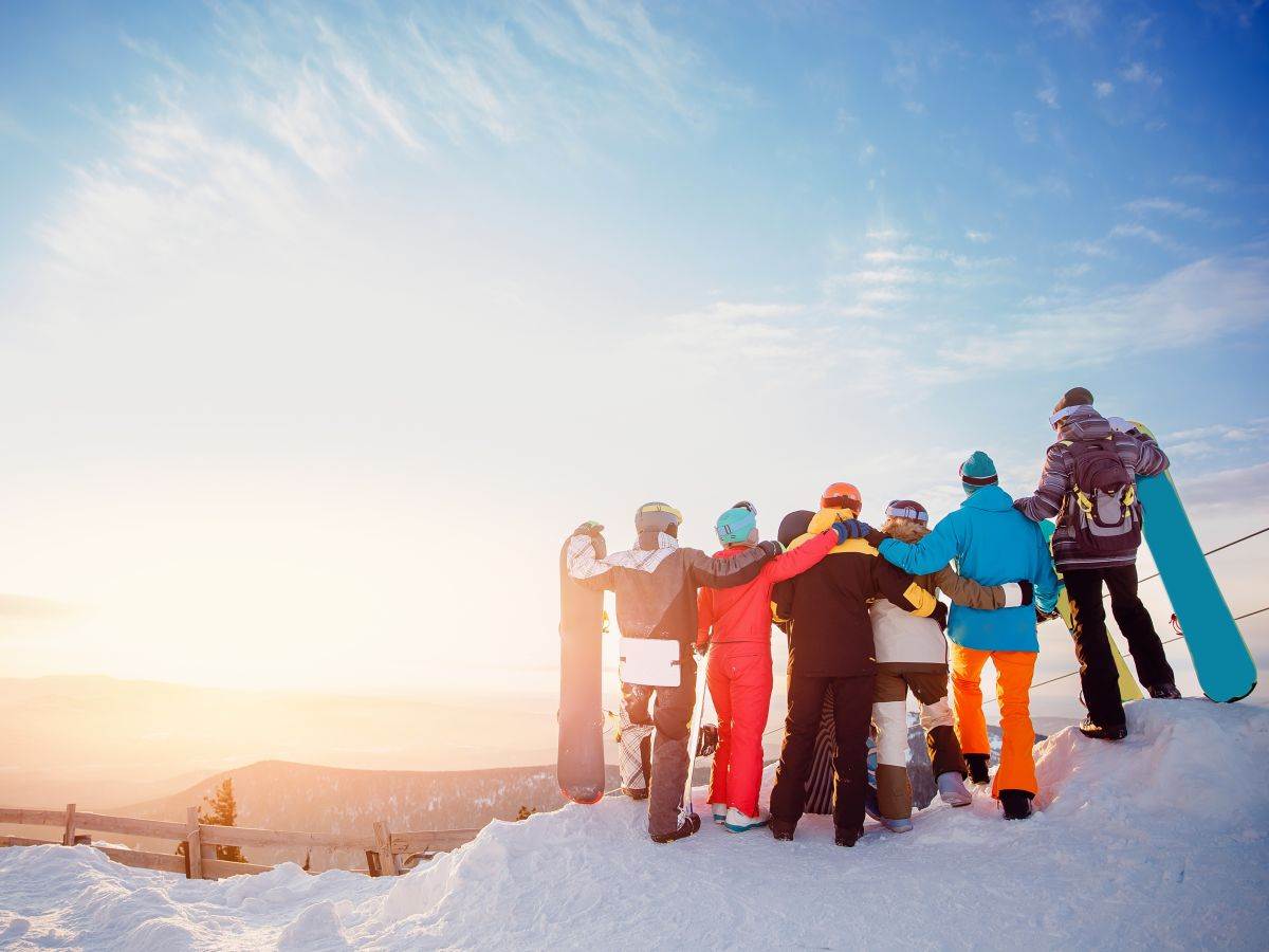 zima _ sneg _ sunce _ skijanje _ Foto Shutterstock.jpg zima _ sneg _ sunce _ skijanje _ Foto Shutterstock.jpg