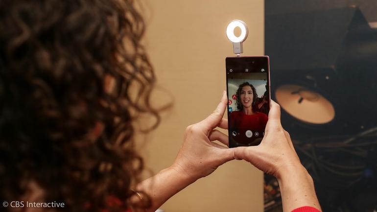  Lenovo VIBE Xtension Selfie Flash. 