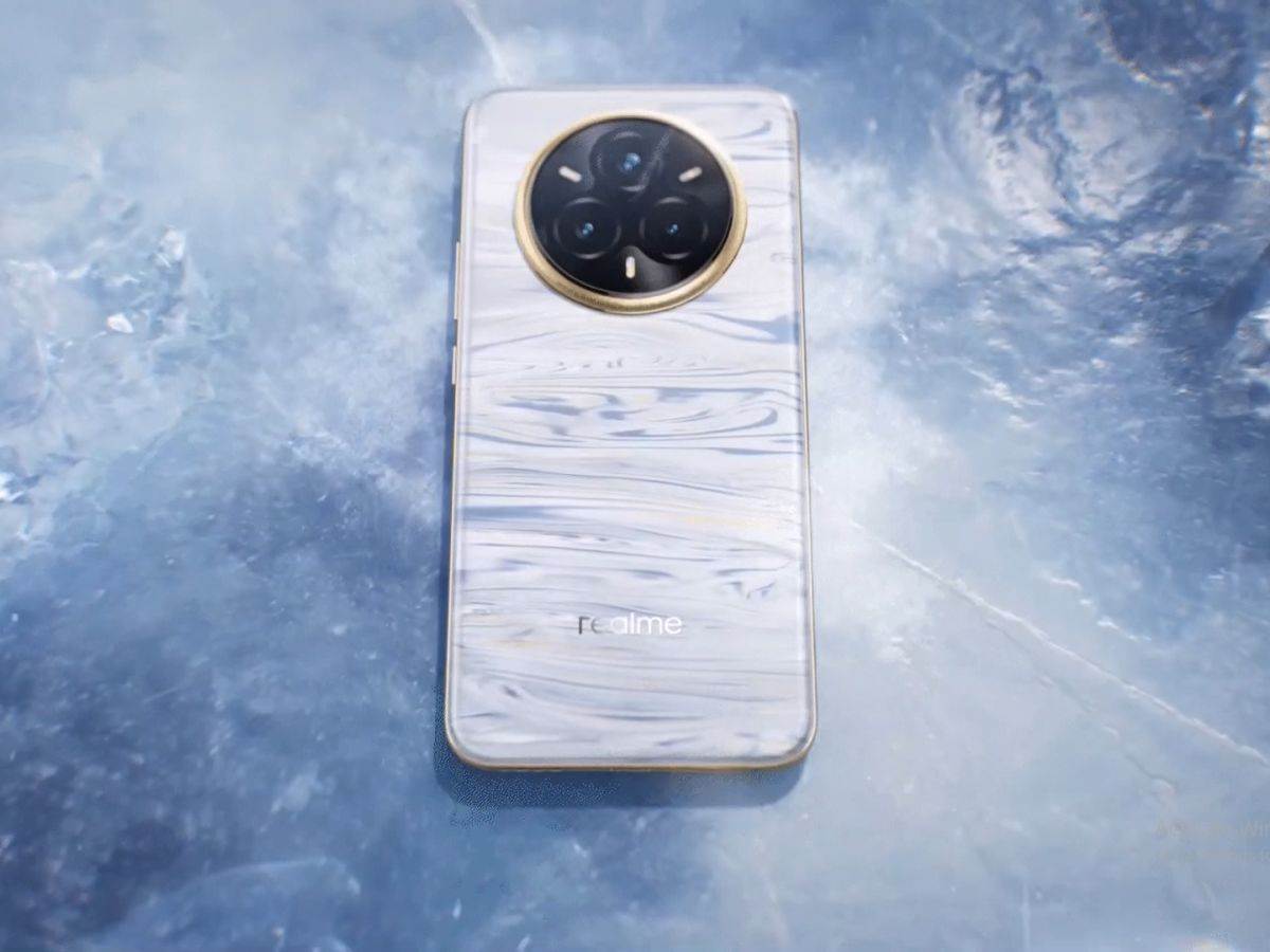 Realme 14 Pro _ Realme.jpg   Realme 14 Pro _ Realme.jpg