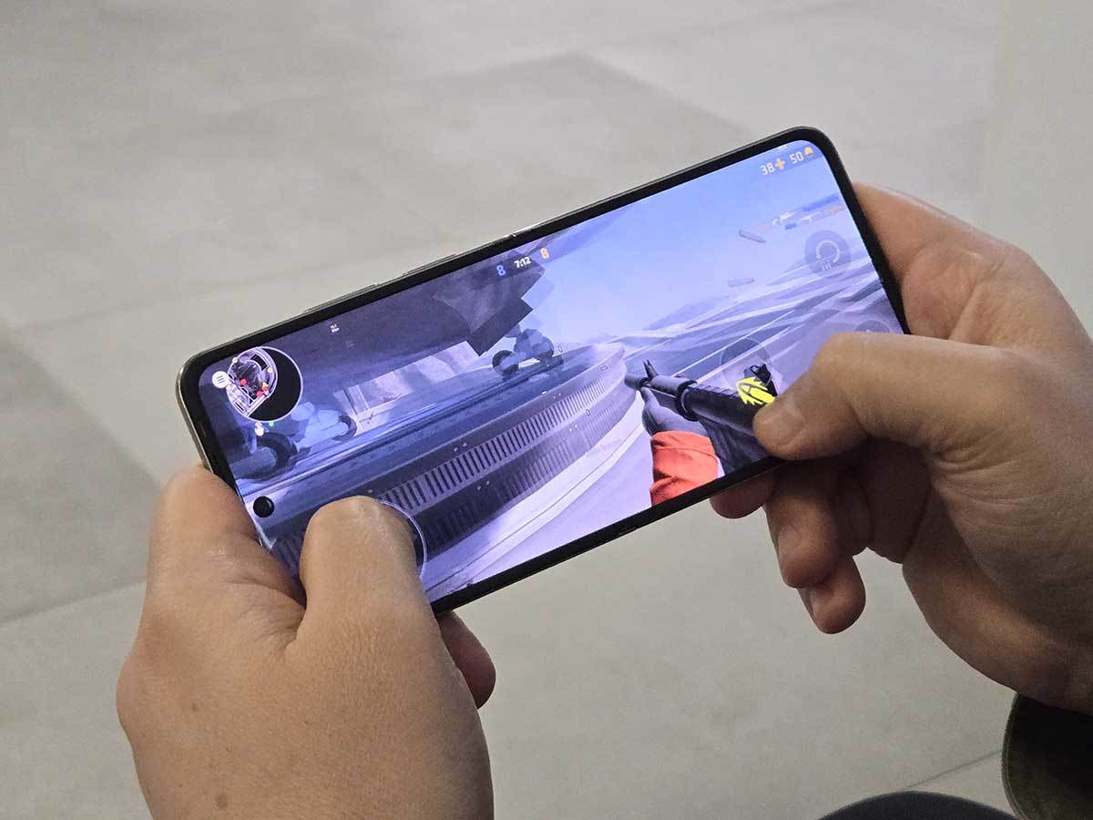 TECNO Phantom V Flip2 performanse   TECNO Phantom V Flip2 performanse