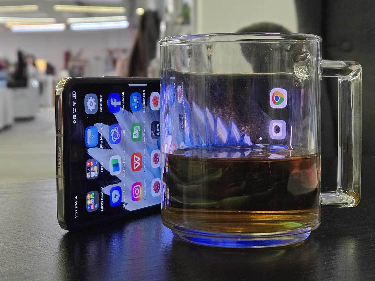 TECNO Phantom V Flip2 dostupnost   TECNO Phantom V Flip2 dostupnost