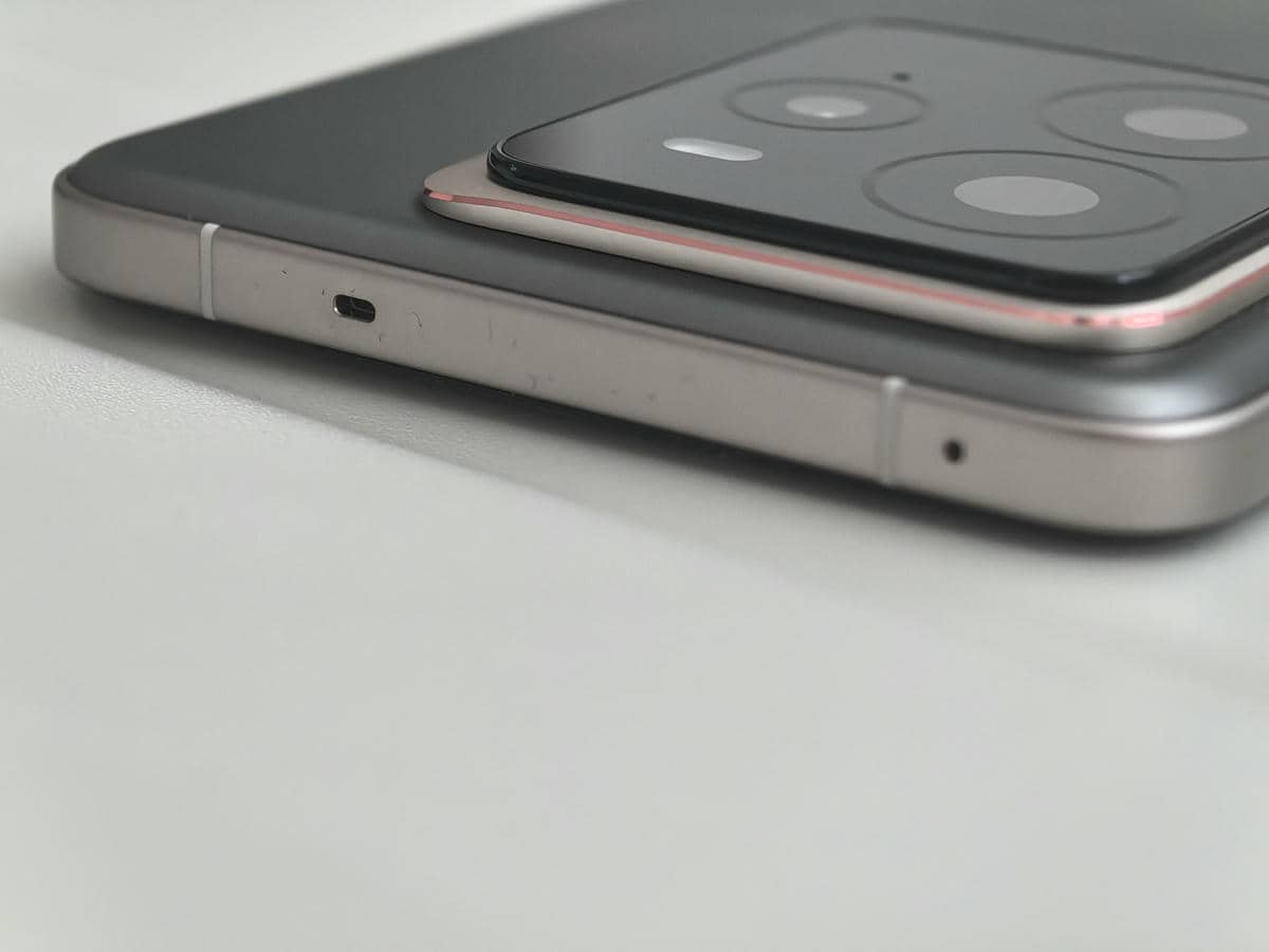  realme GT 7 Pro dizajn 34.jpg - SmartLife / Ilija Baošić 