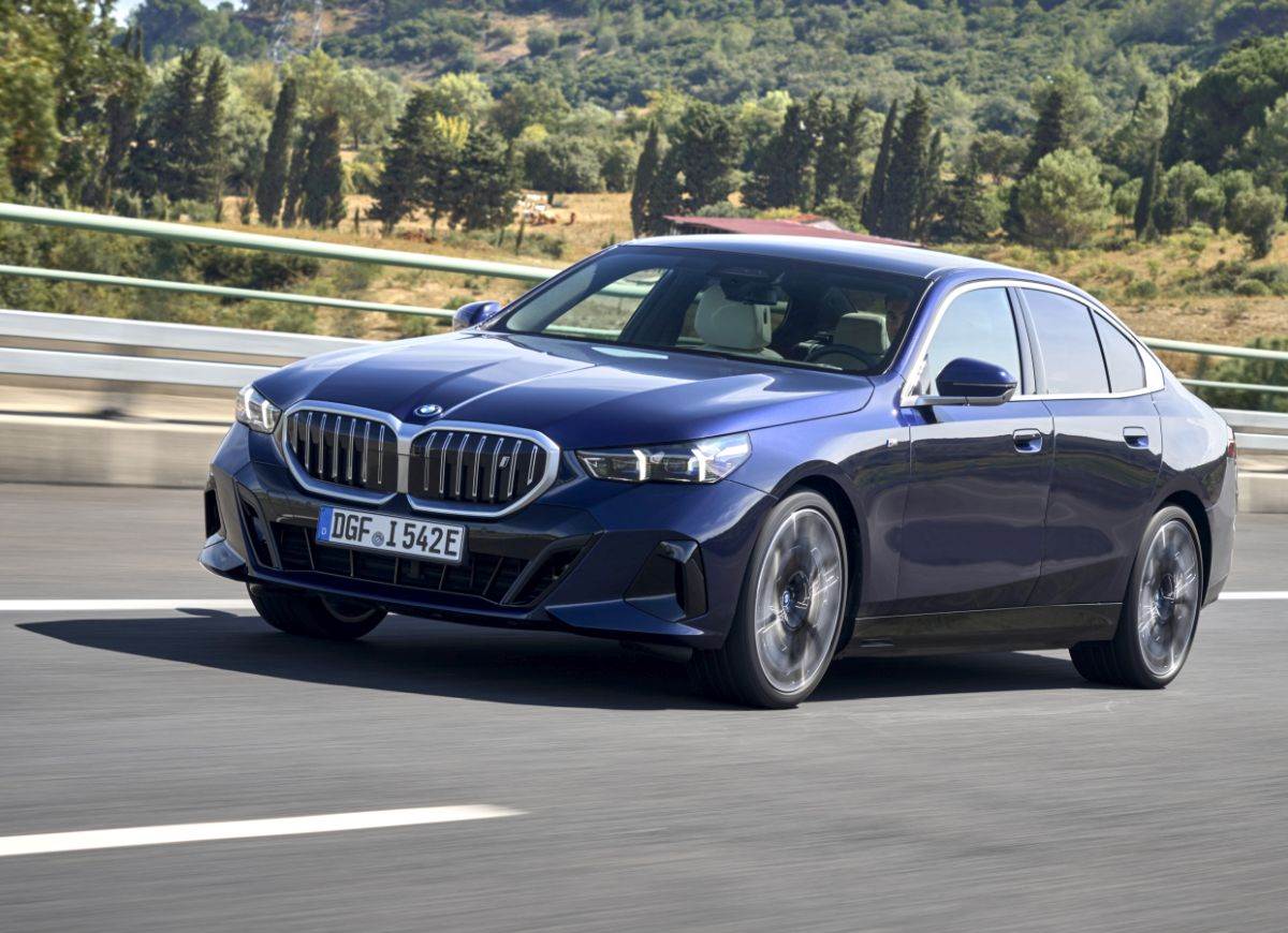  3 BMW i5 eDrive40 _ Foto BMW.jpg 